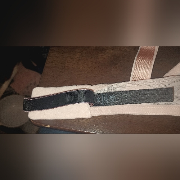 Victoria Secret Very Sexy Pink Lace Bling Straps Push-up Bra Size 36C - Picture 10 of 11